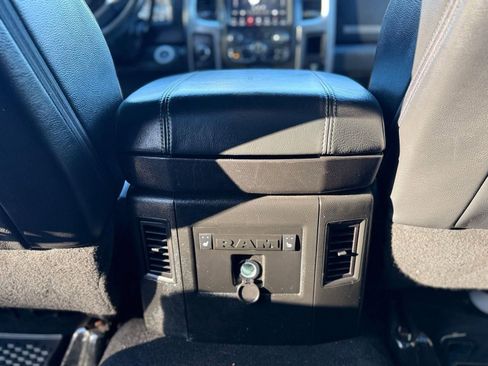 Used 2018 RAM 2500 Limited AWD/4WD image 44