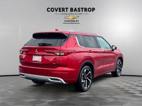 Used 2023 Mitsubishi Outlander SEL image 6