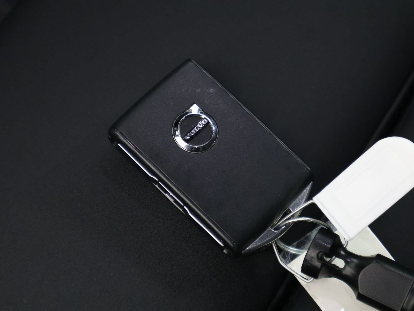 Certified 2023 Volvo XC40 Recharge Core w/ Protection Package Premier AWD/4WD image 31
