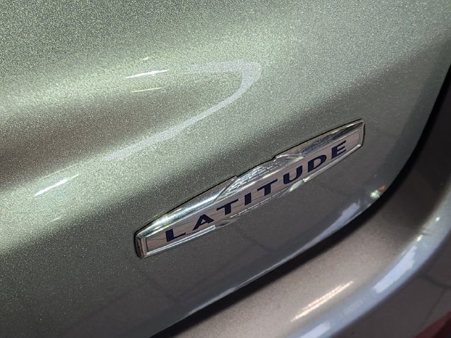 Used 2022 Jeep Compass Latitude w/ Convenience Group FWD image 10