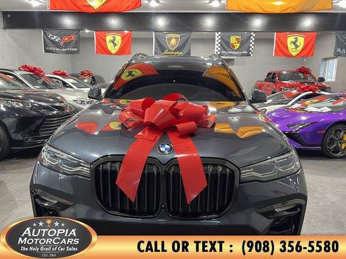 Used 2021 BMW X7 M50i AWD/4WD image 8