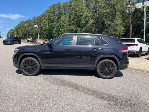 Used 2024 Volkswagen Atlas Cross Sport SE FWD image 37