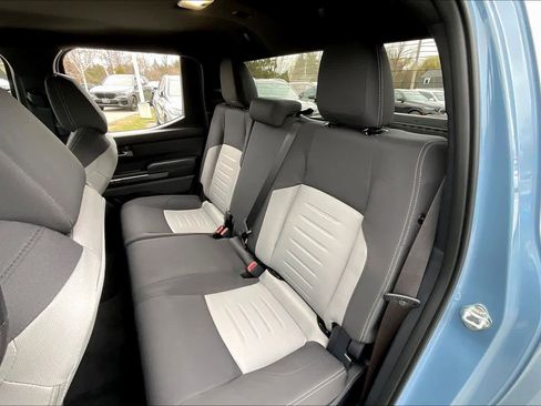 Used 2026 Toyota Tacoma TRD Sport image 19