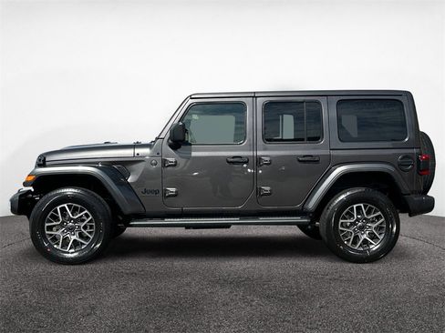 New 2025 Jeep Wrangler Sahara image 3