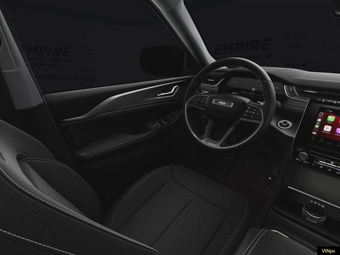 New 2025 Jeep Grand Cherokee L Laredo image 22