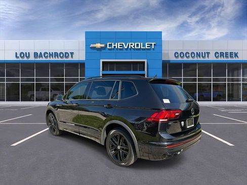 Used 2022 Volkswagen Tiguan SE R-Line FWD image 6