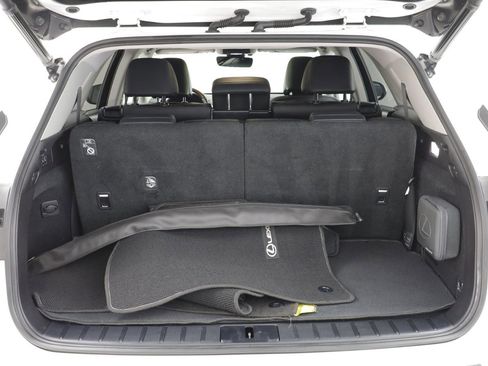 Used 2022 Lexus RX 350L Premium image 17