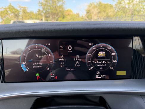 New 2026 Volkswagen Tiguan SE image 29