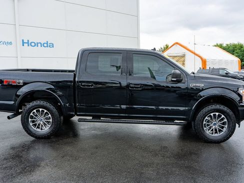 Used 2018 Ford F150 XLT w/ Equipment Group 302A Luxury AWD/4WD image 16