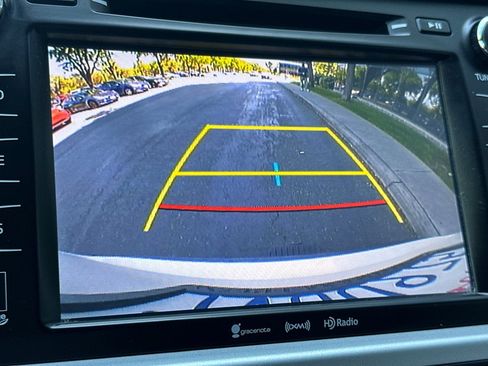 Used 2016 Toyota Highlander Limited Platinum image 27