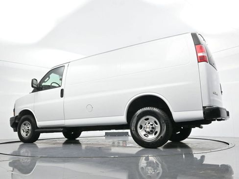 Used 2023 Chevrolet Express 2500 w/ Driver Convenience Package RWD image 45