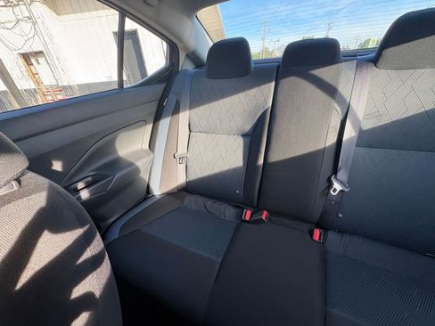 Used 2025 Nissan Versa SV FWD image 37