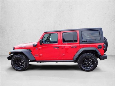 Used 2023 Jeep Wrangler Unlimited w/ Cold Weather Group AWD/4WD image 2