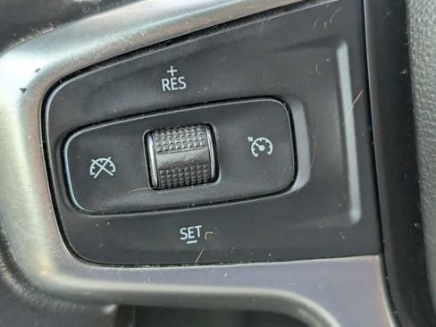 Used 2021 Chevrolet Silverado 2500 LT w/ Fleet Comfort Package AWD/4WD image 12