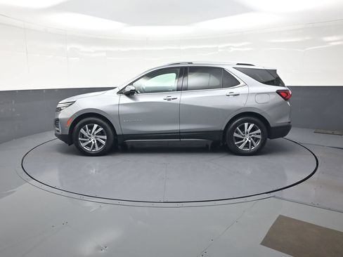 Used 2024 Chevrolet Equinox Premier AWD/4WD image 6