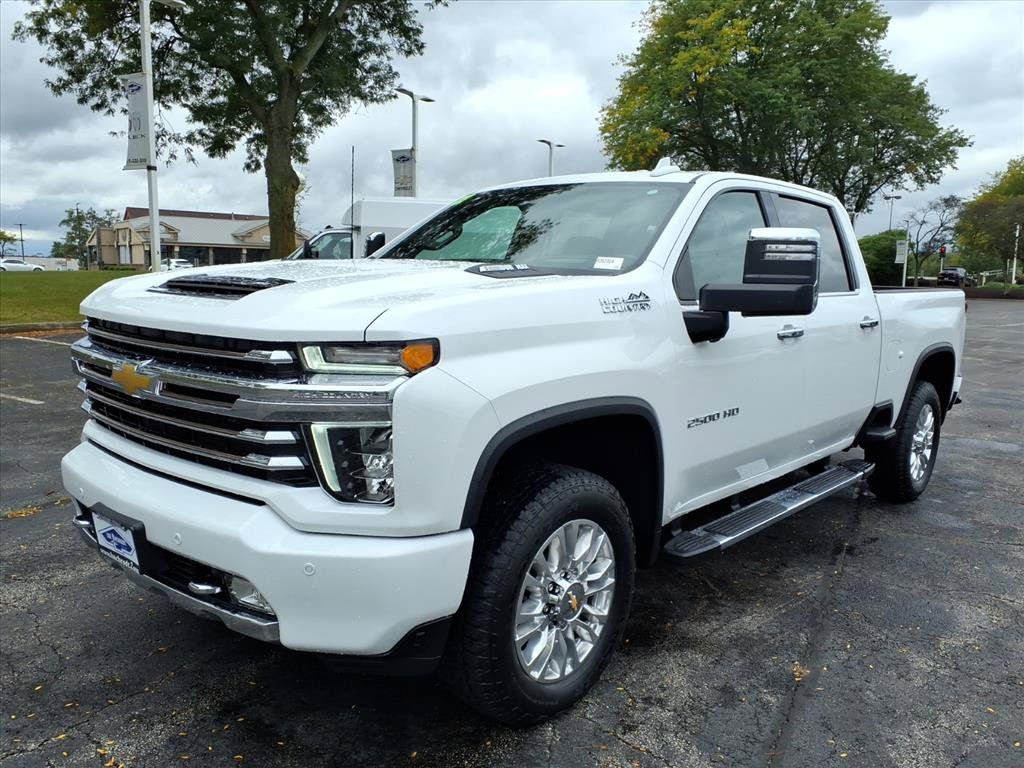 Used 2023 Chevrolet Silverado 2500 High Country w/ Z71 Off-Road Package AWD/4WD image 3