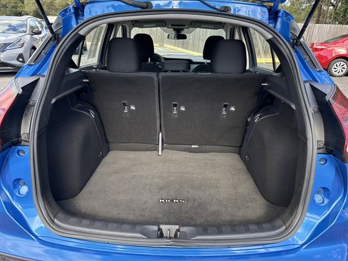 Used 2022 Nissan Kicks S image 27