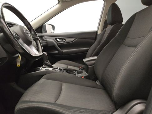 Used 2020 Nissan Rogue S w/ Special Edition Package image 17