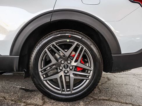 New 2026 Ford Explorer ST image 10