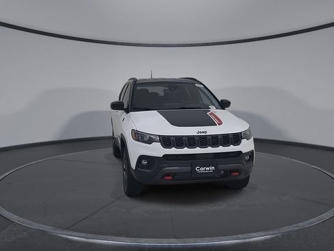 New 2026 Jeep Compass Trailhawk AWD/4WD image 4