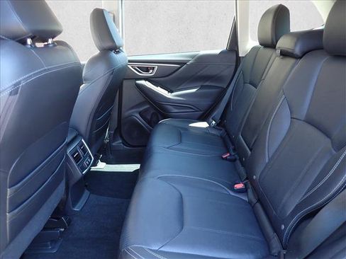 Used 2020 Subaru Forester Limited AWD/4WD image 10