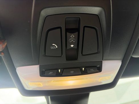 Used 2022 BMW X2 sDrive28i w/ Convenience Package FWD image 18