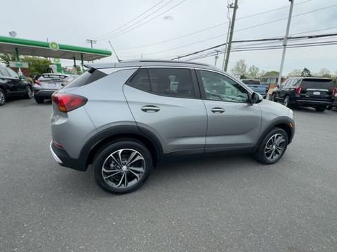 Certified 2023 Buick Encore GX Select AWD/4WD image 8