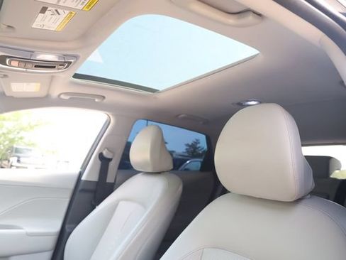 Used 2024 Hyundai Kona Limited FWD image 22