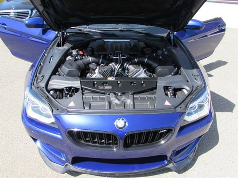 Used 2012 BMW M6 Convertible RWD image 34