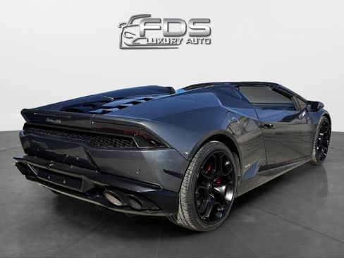Used 2017 Lamborghini Huracan LP 610-4 image 5