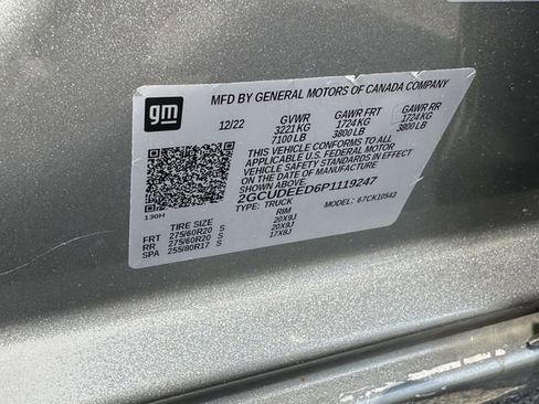 Used 2023 Chevrolet Silverado 1500 RST AWD/4WD image 32