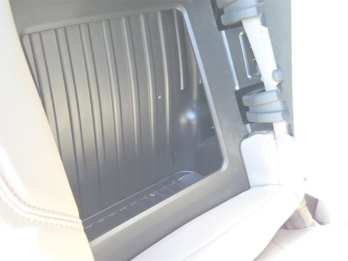 Used 2020 GMC Sierra 3500 SLT w/ Gooseneck/5TH Wheel Package image 18