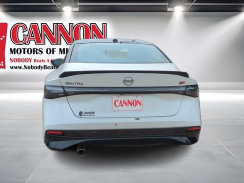 New 2026 Nissan Sentra SR w/ Floor Mat Package FWD image 6