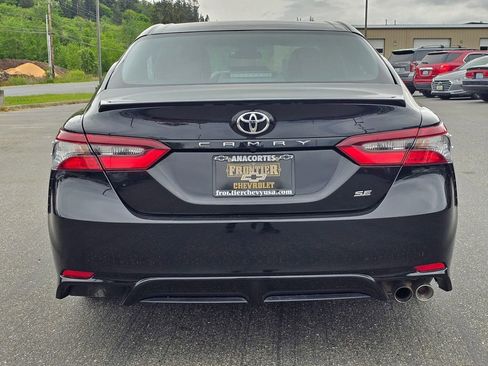 Used 2024 Toyota Camry SE FWD image 6