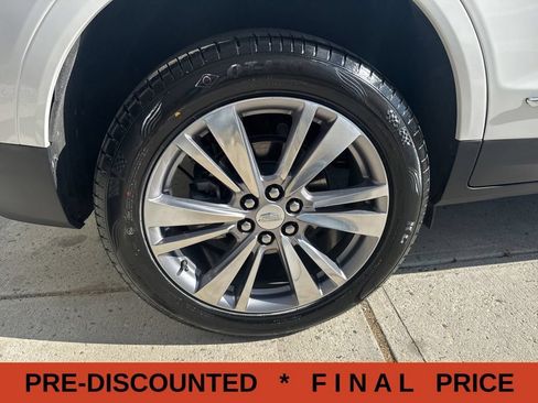 Used 2024 Cadillac XT5 Premium Luxury AWD/4WD image 4