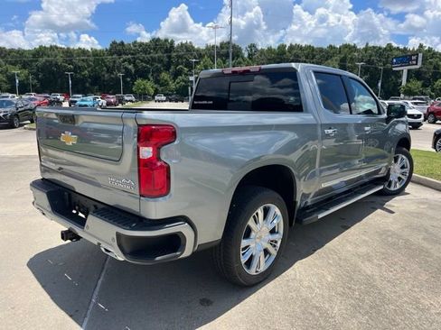New 2026 Chevrolet Silverado 1500 High Country w/ High Country Premium Package RWD image 12