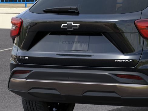 New 2026 Chevrolet Trax ACTIV FWD image 14