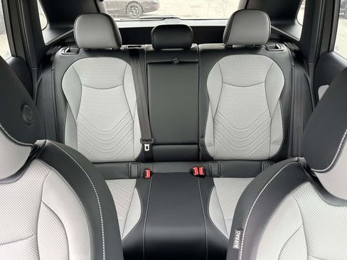 New 2026 Volkswagen Tiguan SE R-Line AWD/4WD image 14