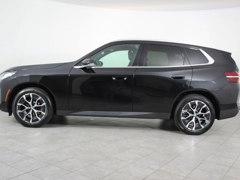 New 2026 BMW X3 xDrive30 w/ Premium Package image 2