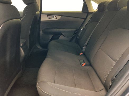 Used 2019 Kia Forte LXS FWD image 18