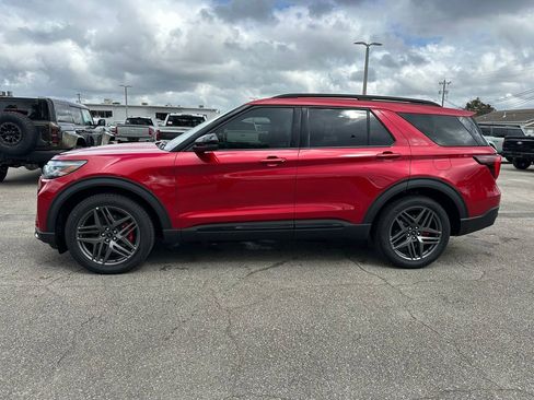 New 2026 Ford Explorer ST image 25