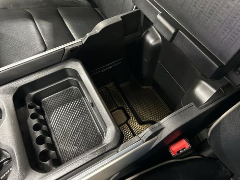 Used 2022 RAM 1500 Laramie image 24