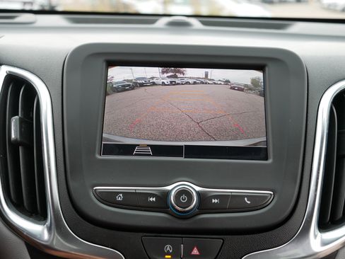 Used 2024 Chevrolet Equinox LT w/ Driver Convenience Package AWD/4WD image 29