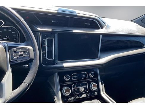 Used 2021 GMC Yukon Denali w/ Denali Ultimate Package AWD/4WD image 9