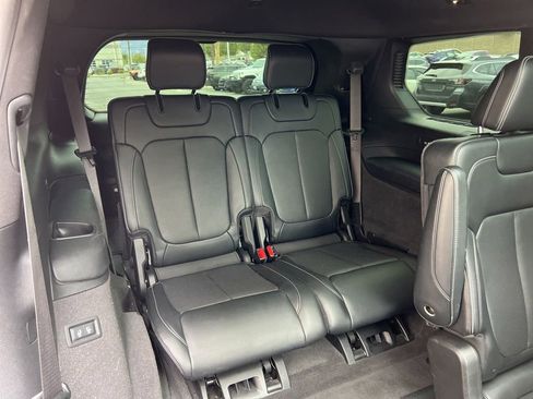 Certified 2021 Jeep Grand Cherokee L Overland w/ Luxury Tech Group IV AWD/4WD image 31