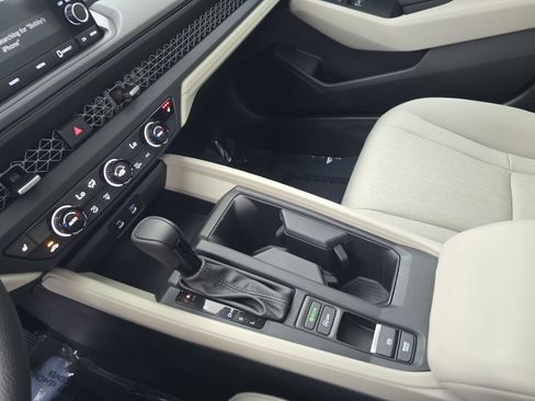 Used 2023 Honda Accord EX image 22
