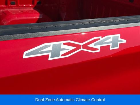 Certified 2025 Chevrolet Silverado 1500 LT AWD/4WD image 5