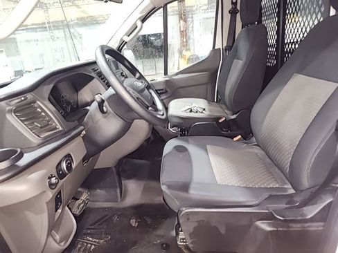 Used 2024 Ford Transit 250 Low Roof w/ Exterior Upgrade Package image 8