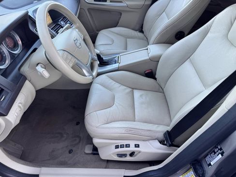 Used 2013 Volvo XC60 T6 AWD/4WD image 34