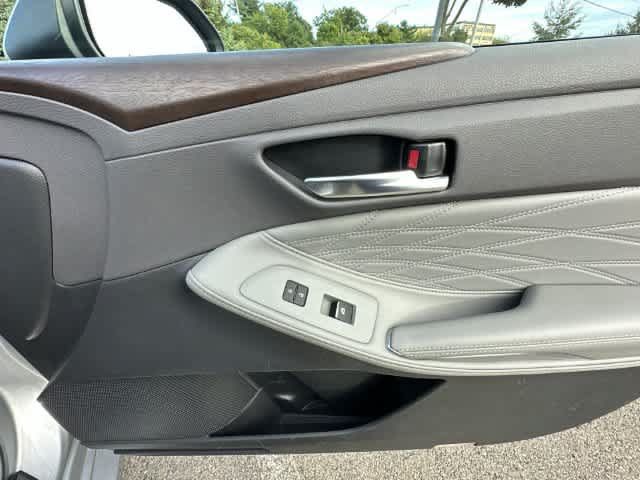 Used 2020 Toyota Avalon Limited w/ Advanced Safety Package FWD image 24